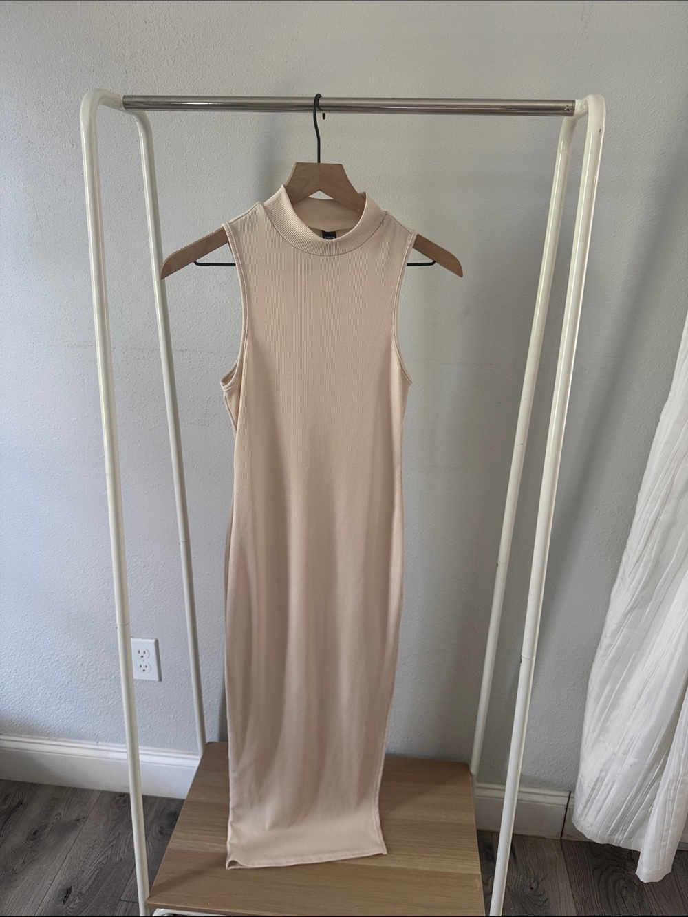 SHEIN Cream Sleeveless Mock Neck Maxi Dress